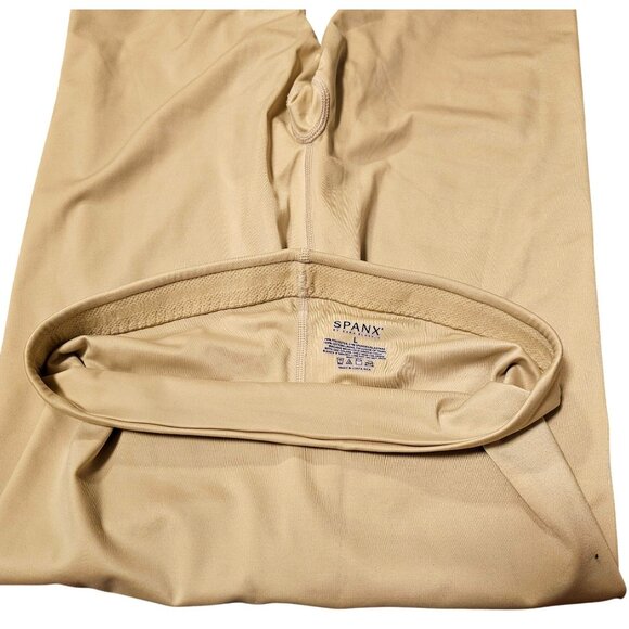 Spanx Beige‎ Capri Shapewear Pants For Women Size M Polyester/Spandex Blend - Picture 7 of 8